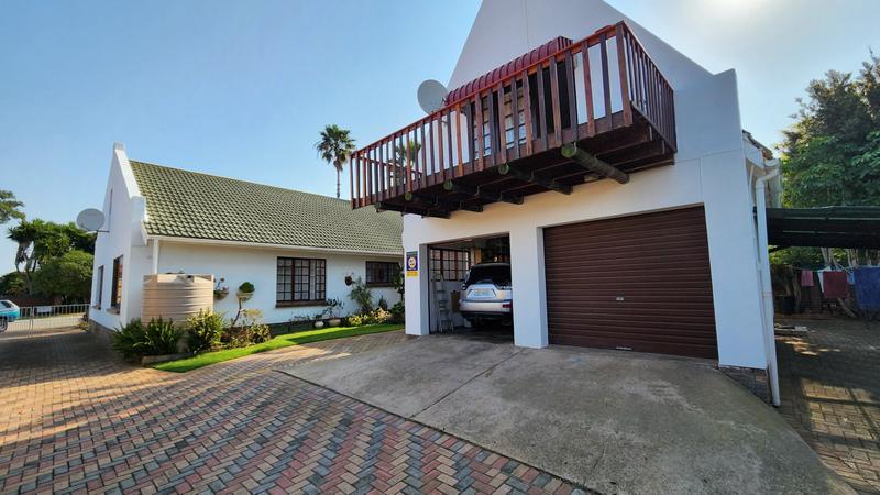 4 Bedroom Property for Sale in Noorsekloof Eastern Cape